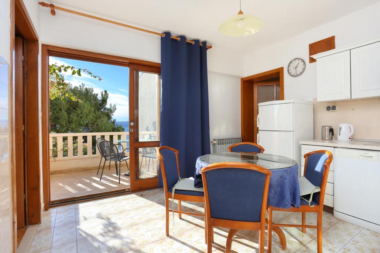 Apartments With A Parking Space Brela, Makarska - 18495 Exterior photo